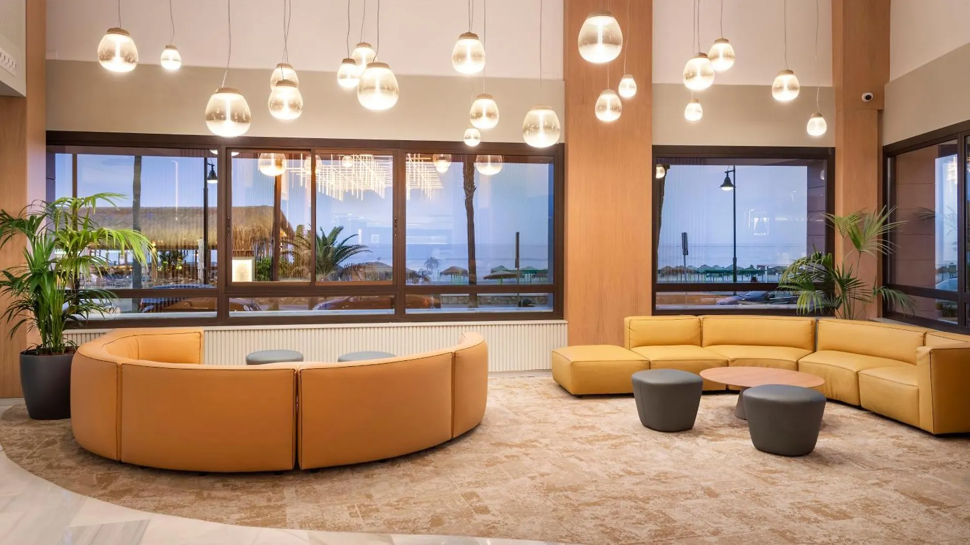 Melia Costa Del Sol Hotel Torremolinos 4*,